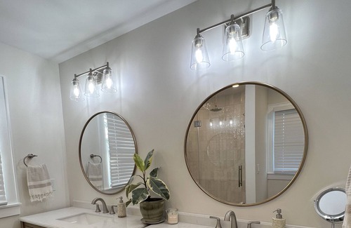 Lake Como House | 0.8 Mile To Beach Modern 4-Bedroom Belmar House
