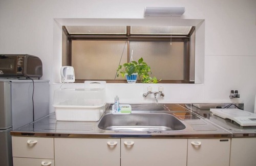 Nishiyodogawa-ku House | 0 minutes walk from the nearest station! 20 minutes to USJ and Osaka Station, direct access to Kobe, Namba, and Nara.