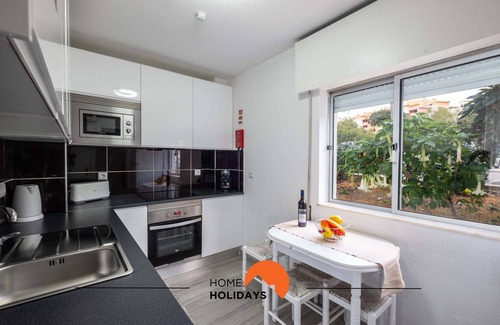 Correeira Apartment | #002 Donalds Flat by Home Holidays