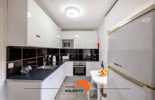 Correeira Apartment | #002 Donalds Flat by Home Holidays