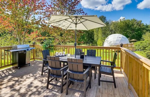 Monticello Cabin | 007 Geodome - Unique Escapes "007" Luxury Camping Geo-Dome!