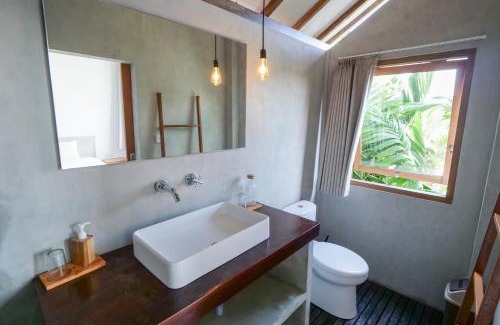 Ungasan Hotel | 007 Surfhouse Bali