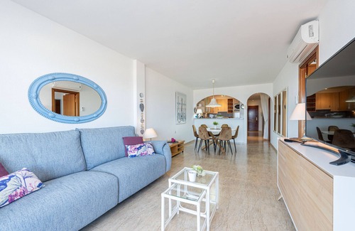 Empuriabrava Apartment | 0085-MIRABLAU Apartment with seaview