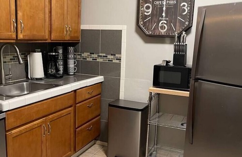 Harbordale Apartment | 01 Best of FLL - Cozy 2 Bdrm Apt