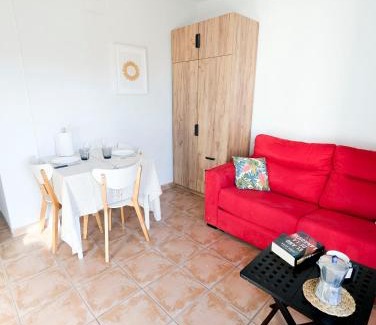 Velez de Benaudalla Apartment | 01 - Vélez tropical