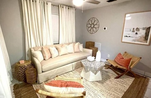 Harbordale Apartment | 01 Wonderful Port Apartment #5 - 2 Bedroom