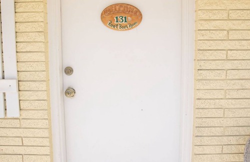 Sevier Apartment | 0131) Candy Suite 131