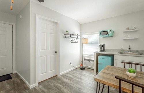 Chattanooga Cabin | 03: The Knoll Room - A PMI Scenic City Vacation Rental