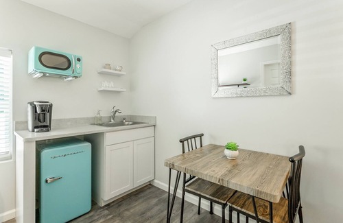 Chattanooga Cabin | 03: The Knoll Room - A PMI Scenic City Vacation Rental