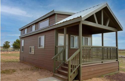 Valle Ski Chalet | 036 Tiny Home nr Grand Canyon South Rim Sleeps 8 - Full Kitchen