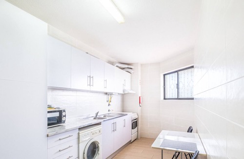 Patio Apartment | #037 Seaview w/High Speed WiFi ,Shared Pool