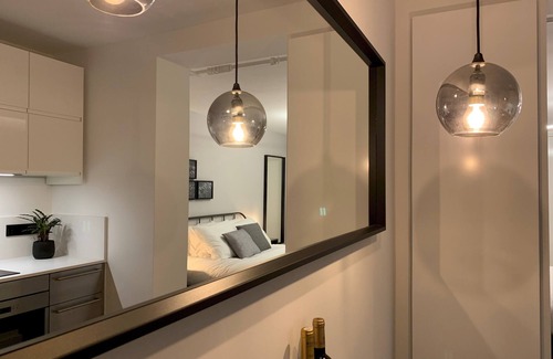 Delft Apartment | 03B original twin · Long Stay for 2p Central station