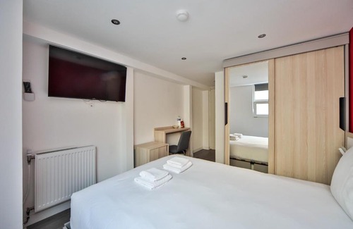 Charenton-le-Pont Apartment | 06.Chambre double#CoLiving#Loft#HomeCinema#fitness