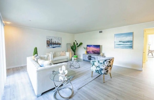 Pasadena Condo | 06 Elegant and spacious furnished & all Inclusive 2 bdrm, 2 bath condo, AC, WiFi
