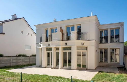 Buttes-Halage Apartment | 06.Studio#Creteil#Loft#Cinéma#Exclusif