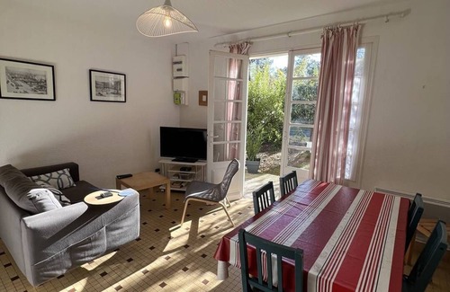 Vendays-Montalivet House | 062 - House with pretty garden near the center of Montalivet