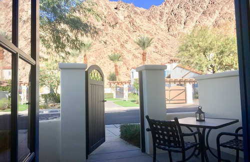 La Quinta Villa | 065127 3BR STUNNING Ground Floor Resort Villa w/Mt Views, Pool steps away