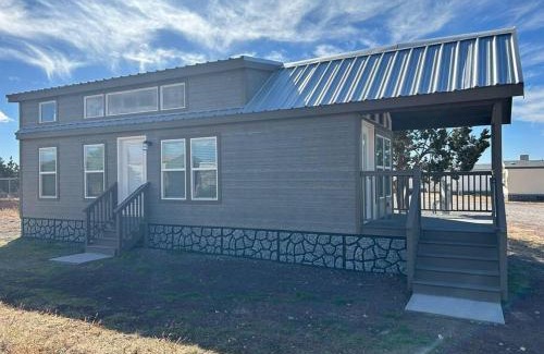 Valle Ski Chalet | 066 South Rim Grand Canyon Tiny Home Sleeps 8