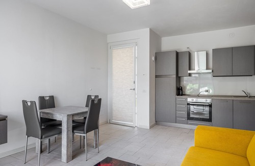 Monte Apartment | 0807BS - Garda Lido Red