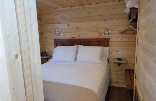 Valle House | 091 Star Gazing Tiny Home near Grand Canyon South Rim Sleeps 8