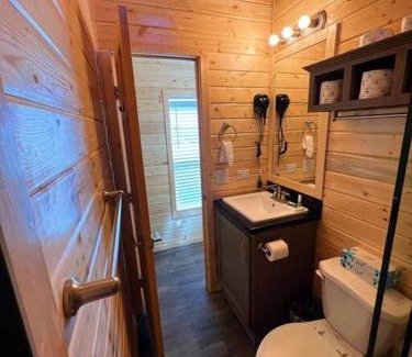 Valle House | 091 Star Gazing Tiny Home near Grand Canyon South Rim Sleeps 8