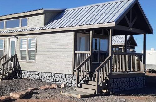 Valle House | 091 Star Gazing Tiny Home near Grand Canyon South Rim Sleeps 8