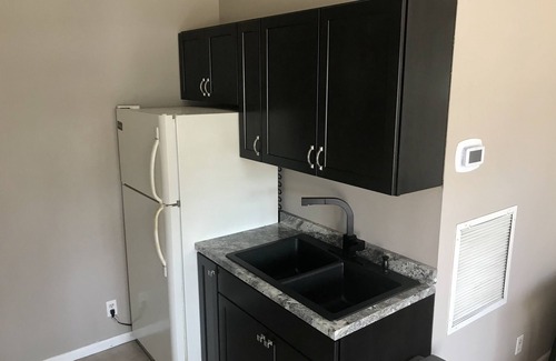 Hunt Club Apartment | 1/1 pool & tiki hut near Wellington Equestrian washer dryer access stores close