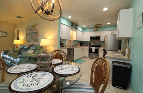 Rotonda Heights House | 1/2 Duplex in Rotonda West near multiple beaches and 5 golf courses -SW Florida