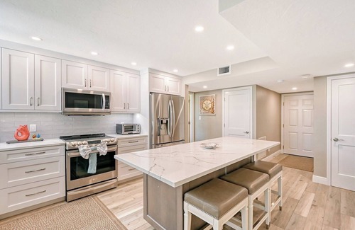 Siesta Key Condo | 1-204 in Sarasota, FL