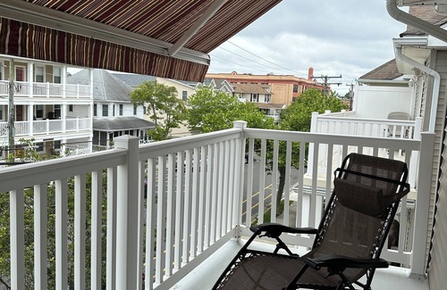 Wildwood House | 1.5 Blocks to Beach, Boardwalk and Convention Ctr. 3 Br Townhouse! Sleeps 8