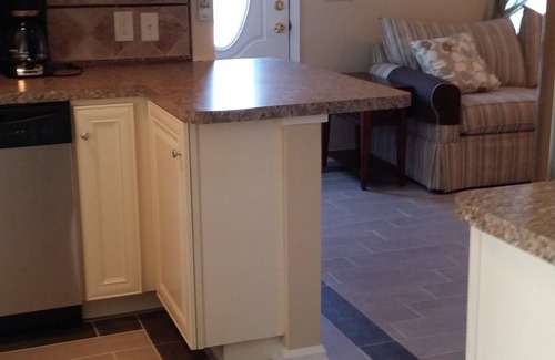 Ship Bottom House | 1.5 blocks to the Beach newly remodeled duplex