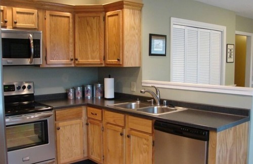 Lexington House | 1.5 Miles to Kentucky Horse ParknPremise ID 12268400-1