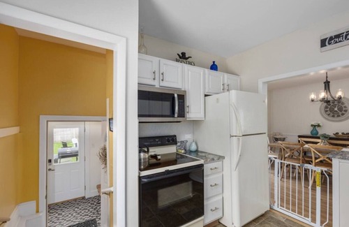 Lakeside House | 1.5 miles to Pere Marquette beach, Kayak, wood
