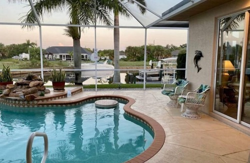 Port Charlotte House | #1 Amazing Waterfront Home w/pool - Prime Location 3 bed/3bath