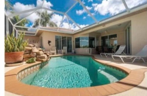 Port Charlotte House | #1 Amazing Waterfront Home w/pool - Prime Location 3 bed/3bath