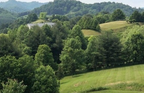 Vilas Cabin | 1 Appalachian Sky - Beautiful home with hot tub, amazing views, pool table, theater room!