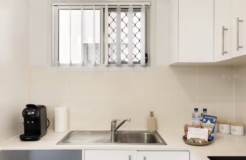 Rocklea Apartment | 1 Bdr Apt! GST Credits! Undercover Parking! 535F1