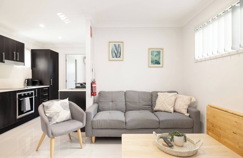 Rocklea Apartment | 1 Bdr Apt! GST Credits! Undercover Parking! 435AF1