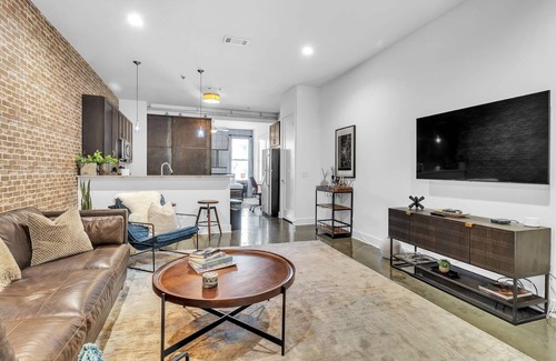 West End Condo | 1 BDR Loft close to Vanderbilt Hospital