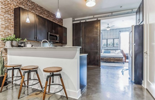 West End Condo | 1 BDR Loft close to Vanderbilt Hospital
