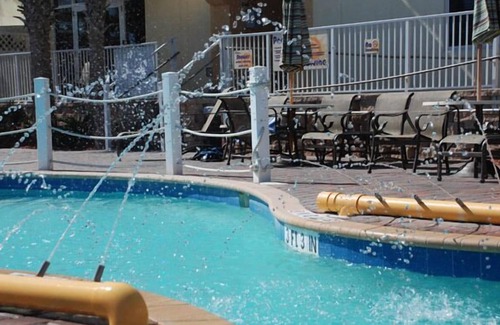Bostroms Condo | 1 BDRM~ COVE ON ORMOND BEACH~ GREAT VIEWS, INDOOR/OUTDOOR POOLS & MORE