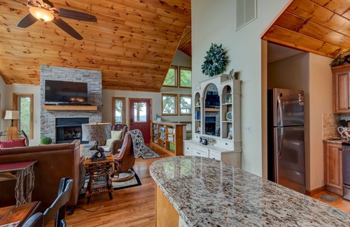 Boone House | 1 Beautiful View - Between Boone & Blowing Rock, hot tub, pool table!