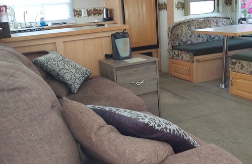 Indio House | 1 bed/1 bath stunner is Indio Springs Community