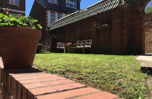 Brixton Apartment | 1 bed apartment in heart of Brixton + Wi-Fi