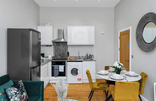 Nottingham City Centre Apartment | 1 Bed Apt Next to Market Square & Transport Links