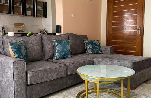 Nairobi West Apartment | 1 Bed Apt Sleeps 2 - Indoor Pool - Enclosed Garden