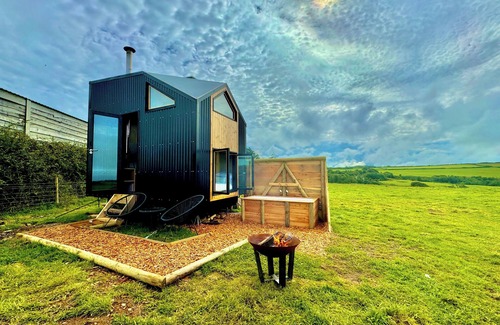 Mortehoe Cabin | 1 Bed Cabin - Sleeps 2 - Parking