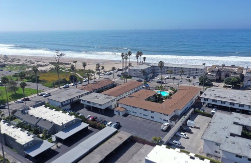 Carpinteria Condo | 1 Bed Condo w/Private Patio Steps from the Sand!