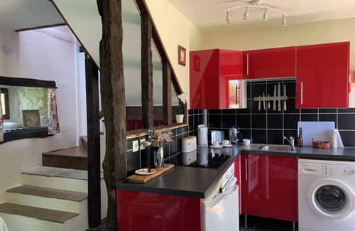 Andaine - Passais Cottage | 1 Bed Cottage - Sleeps 2 - Garden - Parking - Wifi