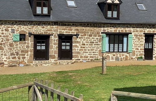 Andaine - Passais Cottage | 1 Bed Cottage - Sleeps 2 - Garden - Parking - Wifi